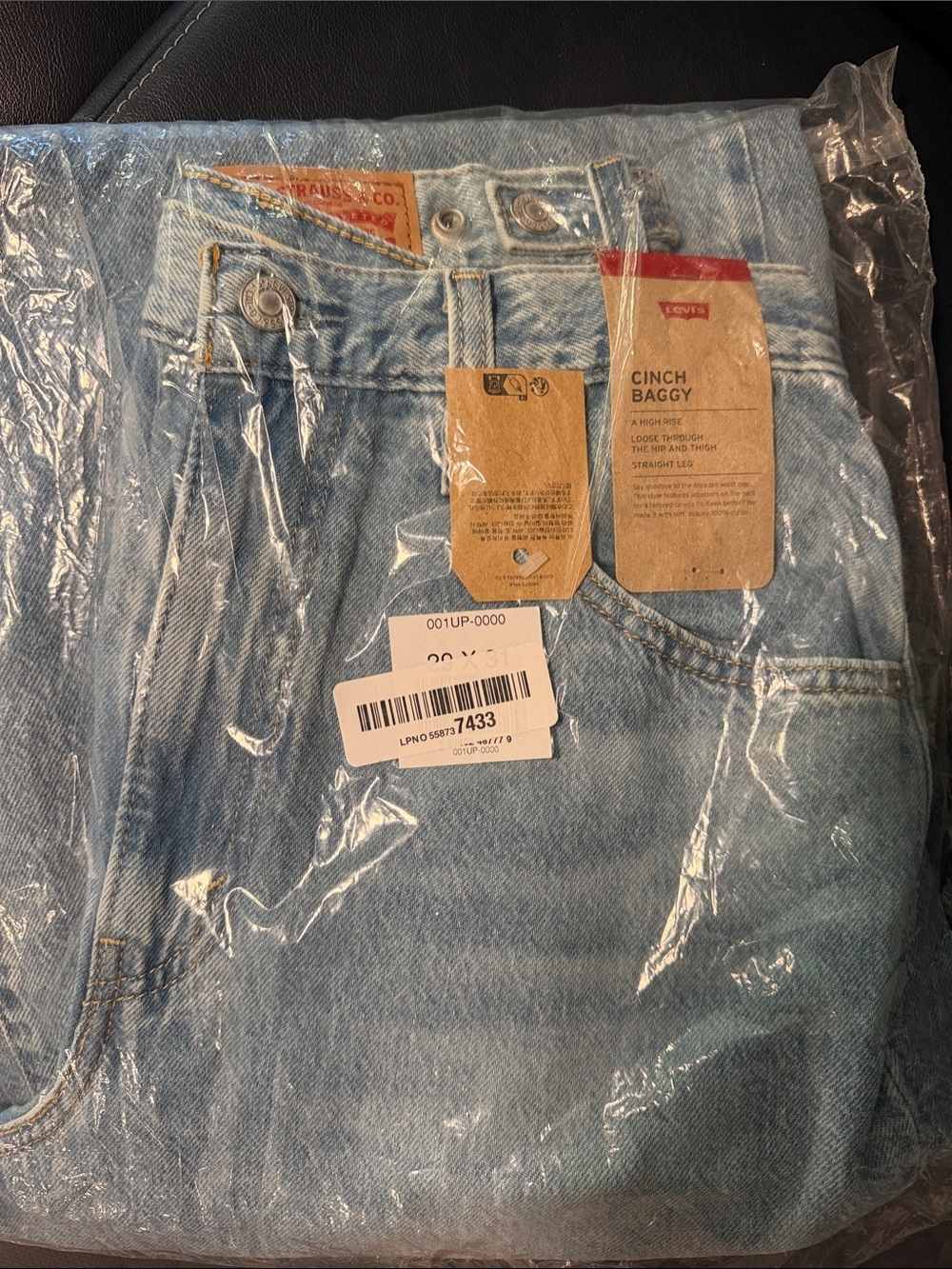 Levi's Cinch Baggy High-Rise Jeans — Light Wash Blue